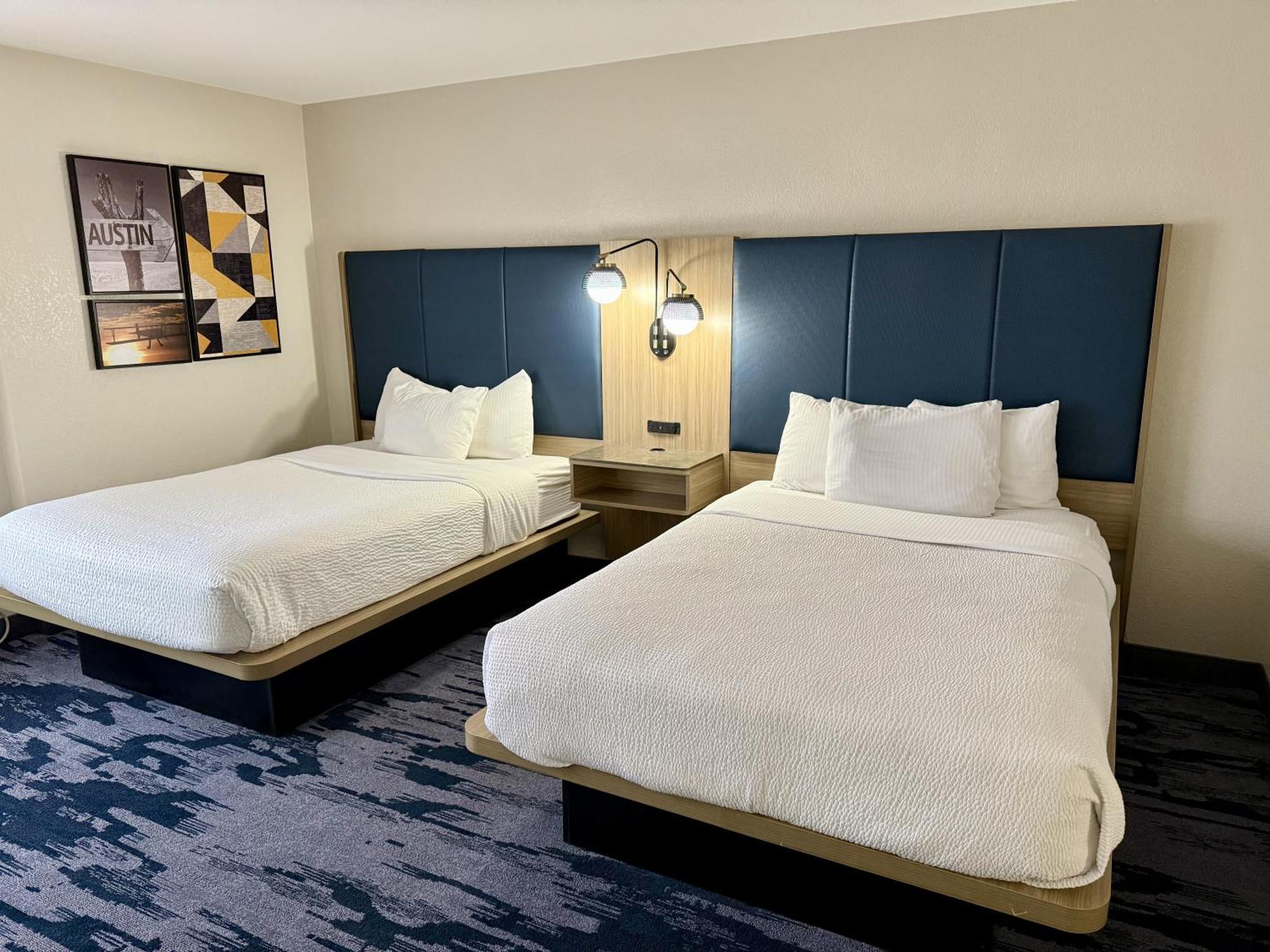 La Quinta By Wyndham Austin Southwest Hotel Bagian luar foto