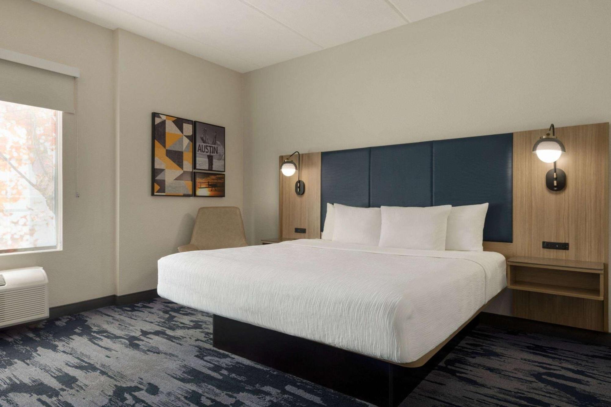 La Quinta By Wyndham Austin Southwest Hotel Bagian luar foto