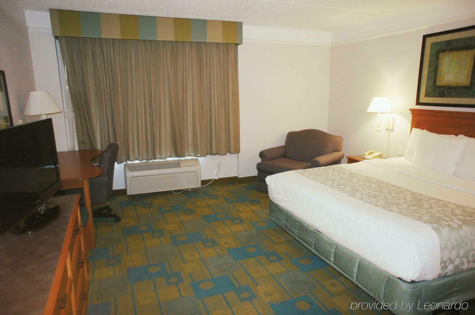 La Quinta By Wyndham Austin Southwest Hotel Bagian luar foto